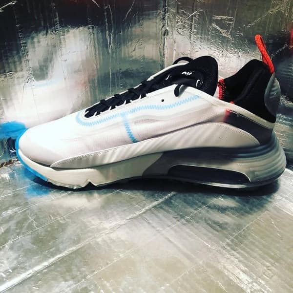 A pair flipped through Ocean Supply
